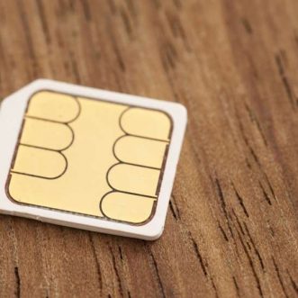 L’iPhone 15 / iPhone 15 Pro dispose-t-il d’un emplacement pour carte SIM ?