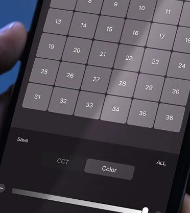 Lumière vidéo portable connectée NEEWER HS60C Pro avec application