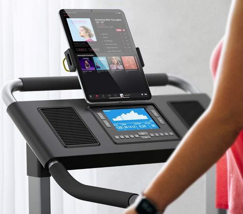 11 supports de gym pour iPad et iPhone incontournables