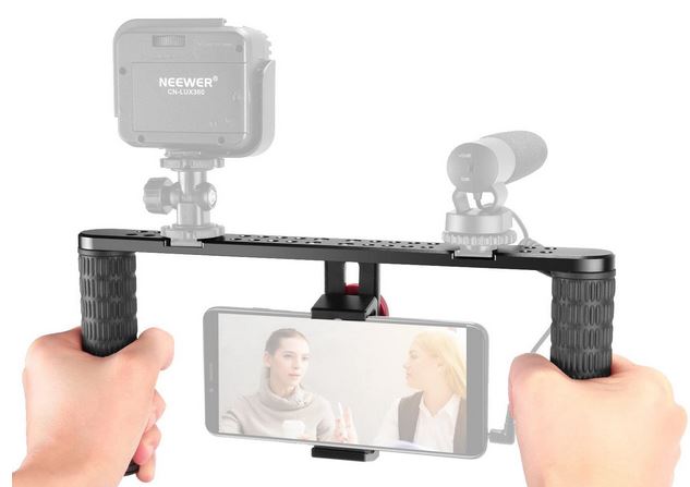7 poignées pratiques pour iPhone pour les vlogueurs et les réalisateurs de films