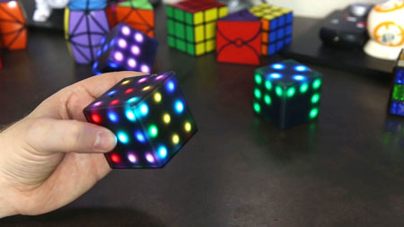 3 casse-tête du cube de Rubik intelligents à absoluteement essayer avec une appli