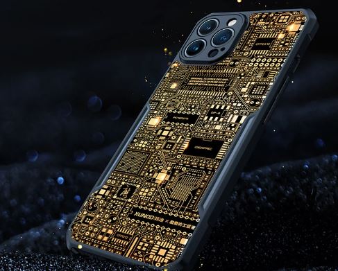 Étui iPhone à circuit imprimé main fait