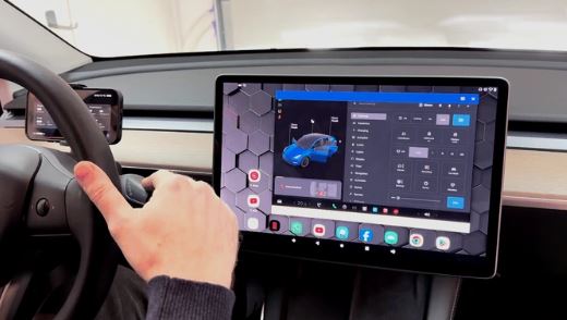 Ordinateur Android Screenmate pour voitures Tesla par Teslogic