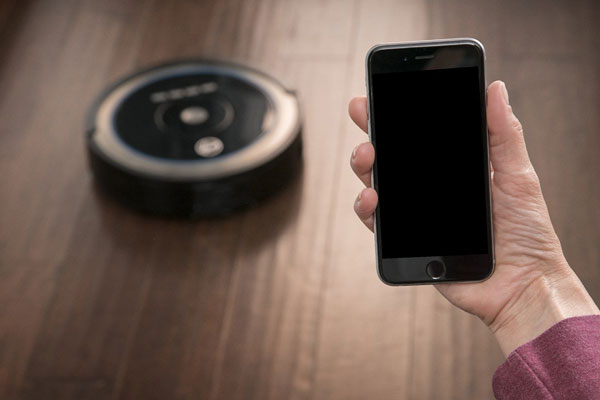 Plus de 10 aspirateurs robotiques télécommandés par smartphone incontournables