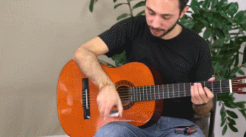 6 applications et outils de formation de guitare activatees par application