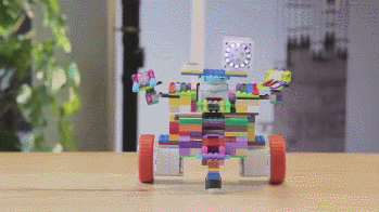 3 briques LEGO intelligentes et connectées
