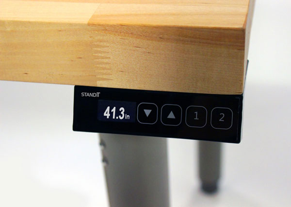 5 bureaux intelligents avec station debout améliorée par application