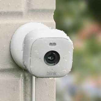 Appareil photo intelligent Blink Mini 2 avec détection de personnes grâce à la vision par ordinateur