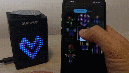Chargeur sans Fil Intelligent PixCharge SUPERV avec Écran Pixel Connecté via Application