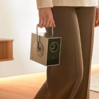 Projecteur portable LG CineBeam Q 4K UHD avec AirPlay 2 et partage d&rsquo;écran iOS/Android