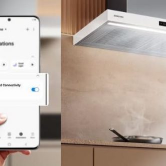 Cuisine connectée Samsung Bespoke avec hotte aspirante et commande Alexa