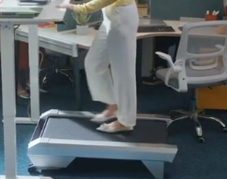 Tapis de course de bureau connecté UREVO CyberPad