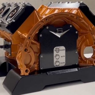 Système de haut-parleurs Bluetooth à moteur V6 fait main