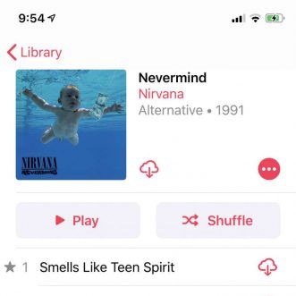Comment obtenir des paroles défilantes de style karaoké sur Apple Music ?