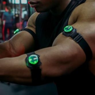 Système de haltérophilie intelligente portable avec applicationOffsetTableIGINAL : Système de haltérophilie portable intelligent avec application