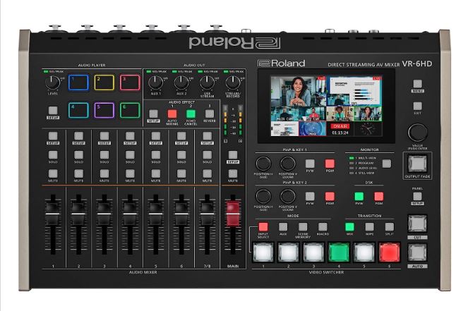 Mélangeur AV de streaming Roland VR-6HD avec contrôle via iPad