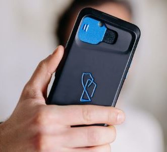 Étui de protection de la vie privée Sectock pour iPhone avec brouilleur de microphone et bloqueur de caméra