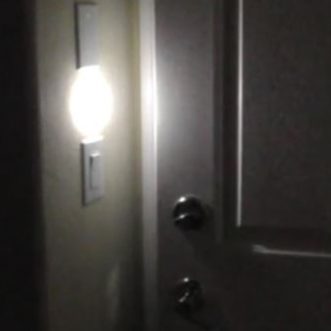 Lampe de nuit à détection de mouvement contrôlée par application aniLight 2