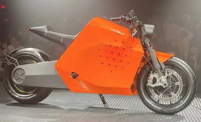 Le DC100, motocyclette électrique de Davinci Motor avec connectivité smartphone