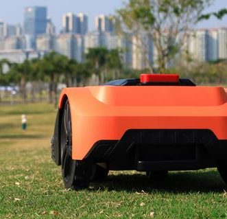 Tondeuse à gazon robotisée contrôlée par l’application AYI