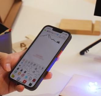 Graveur laser portable ICUBE P3 contrôlée par application pour iOS/Android/Windows