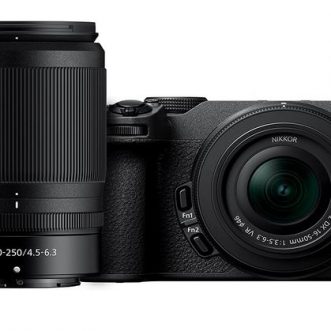 Appareil photo hybride Nikon Z 30 pour streaming et vlogging 4K connecté via application