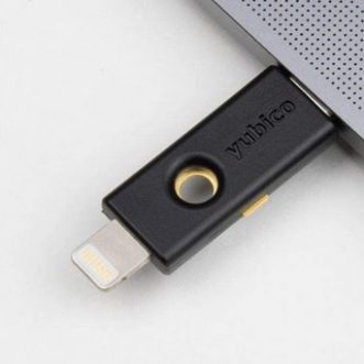 Clé d’authentification à 2 facteurs YubiKey 5Ci Lightning/USB-C pour iPhone et Android