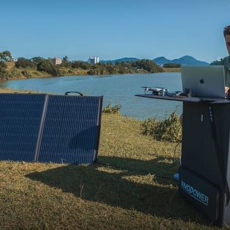 Panneau solaire modulaire iNNOPOWER et table