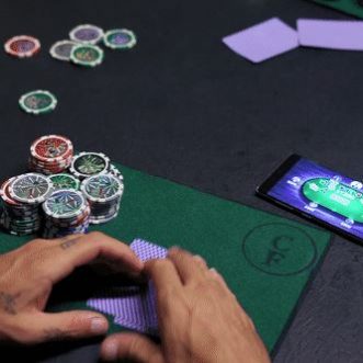 Kit de poker connecté PoketMate pour smartphone avec prise en charge de la diffusion en direct